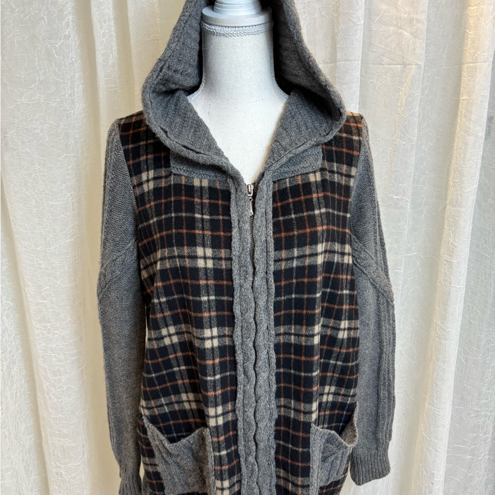 Anthropologie Gray and Black Cardigan Sweater